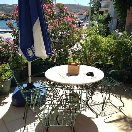Yali 3* Foça
